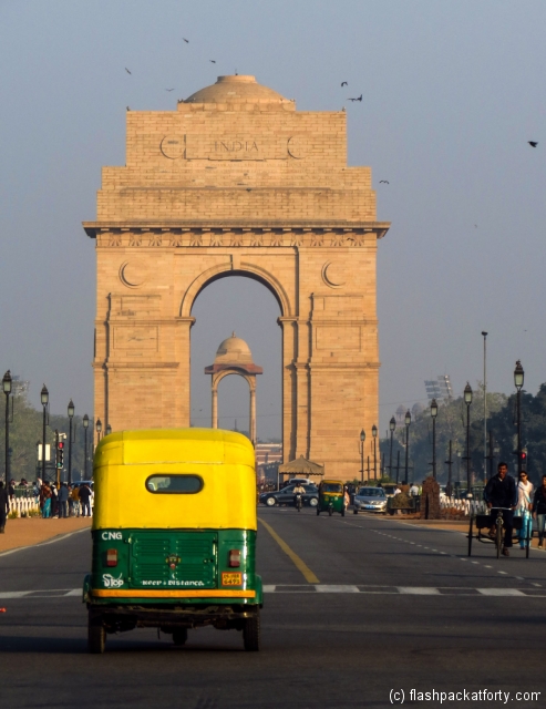 rickshaw-and-india-gate