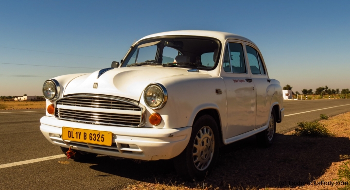 jodphur-ambassador-car-on-highway