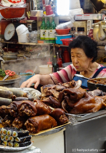 kwangjang-market-offal-trader