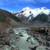 mount-cook-glacial-pool-and-rocks