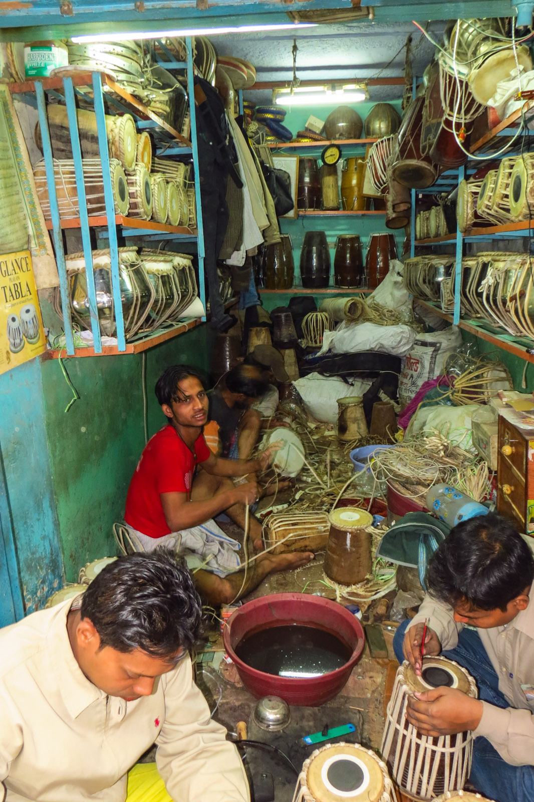 drum-making-varanasi-markets