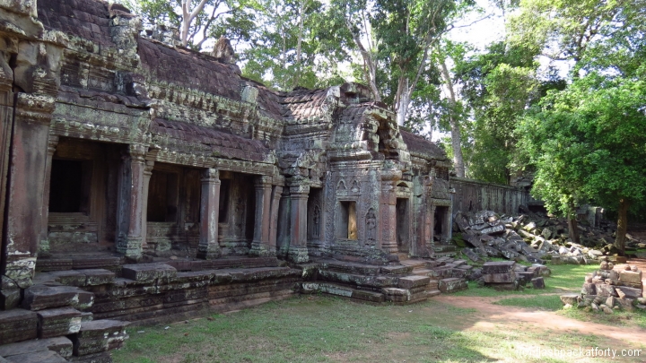 ta-phrom