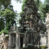 column-entrance-angkor