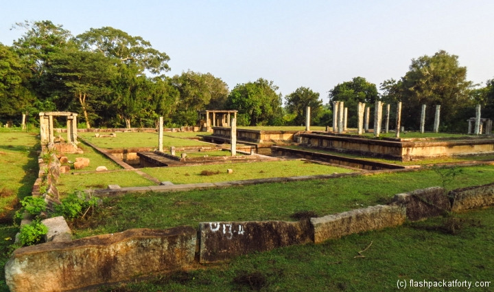 kings-palace-anurdhapura