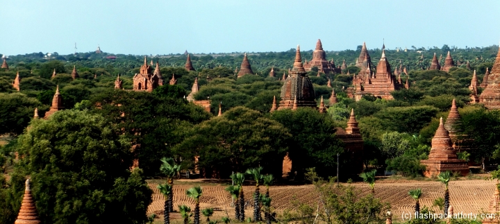 bagan-stupas-on-horizon