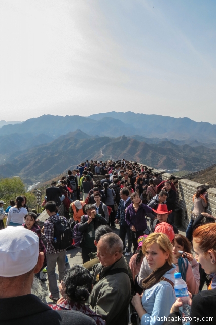 crowds-great-wall-of-china-badaling