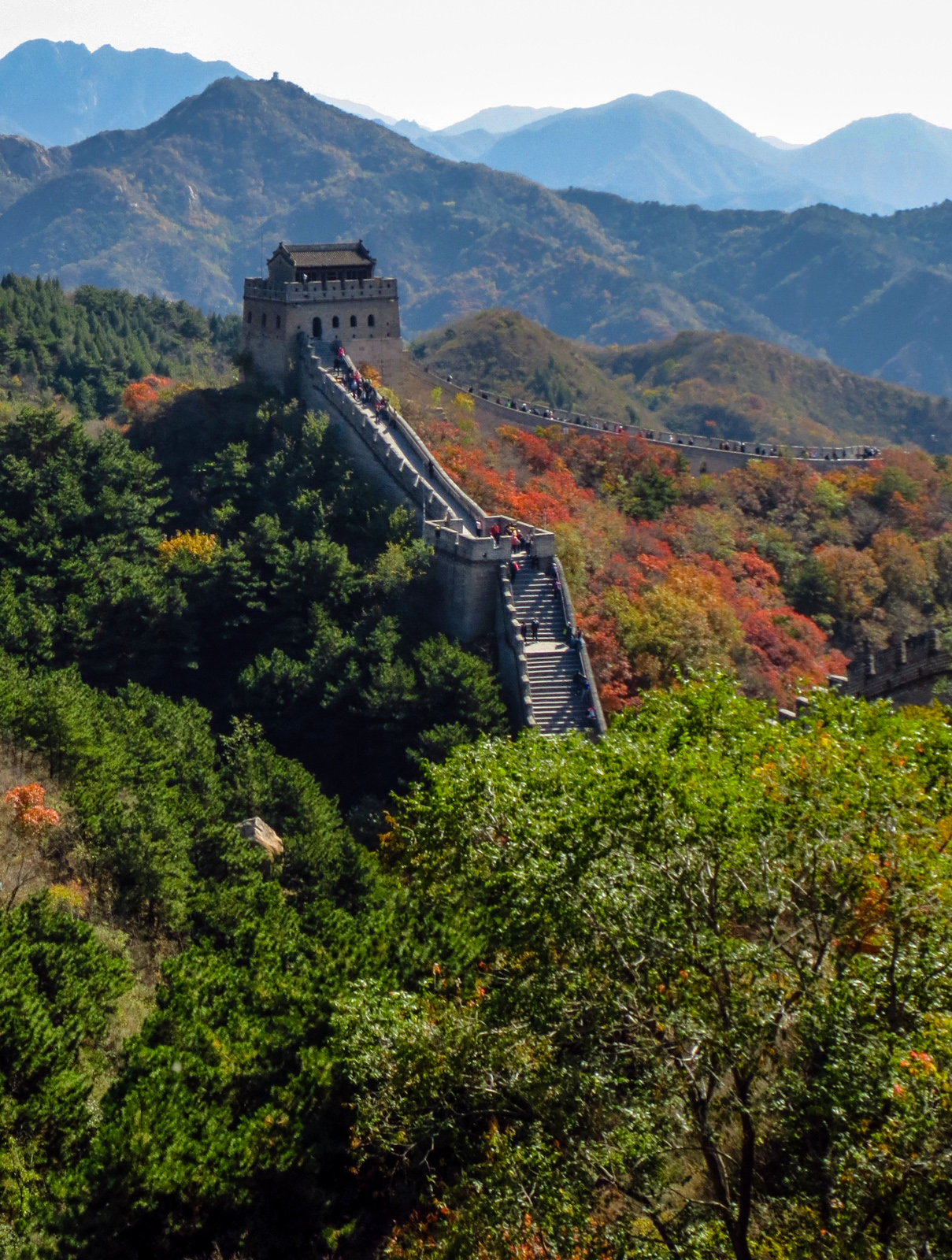 watch-tower-in-distance-great-wall-of-china-badaling