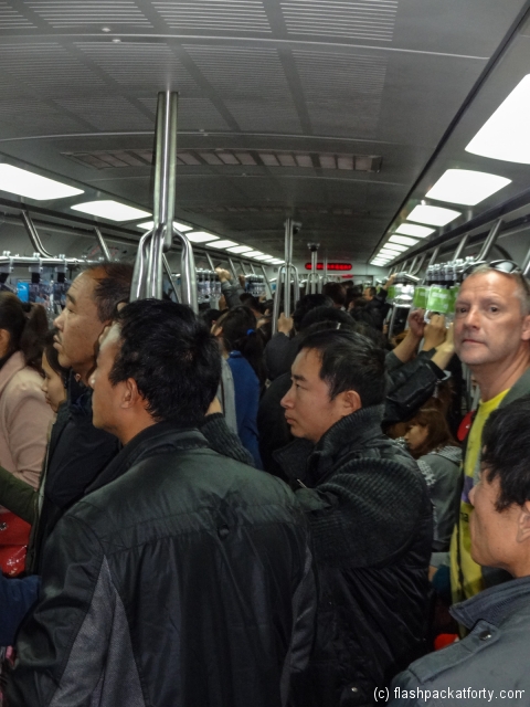 flashpacker-on-beijing-subway