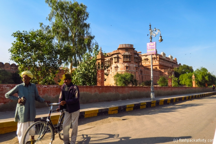 bikaner-men-with-bike