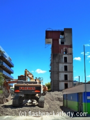 christchurch-crane-and-demolished-building