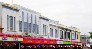 Hastngs Deco and Hanging Baskets