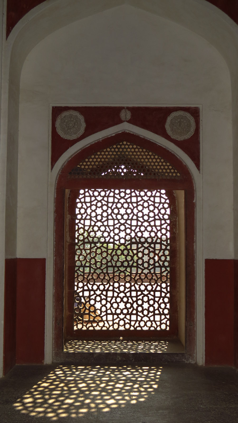 humayuns-tomb-building-lattice-window