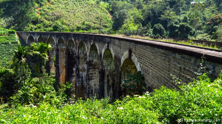 nine-arches-bridge-ella
