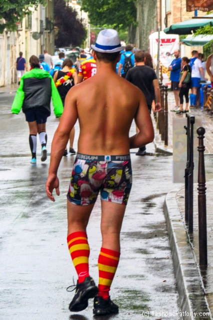 leaving-the-ceret-feria