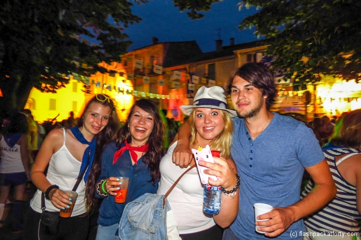 young-party-group-ceret-feria