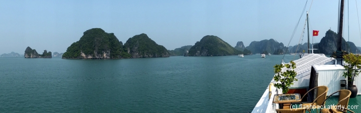 halong bay view 2