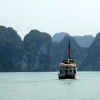 halong bay junk flag