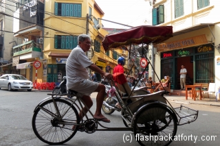 bia-hoi-corner-cyclo