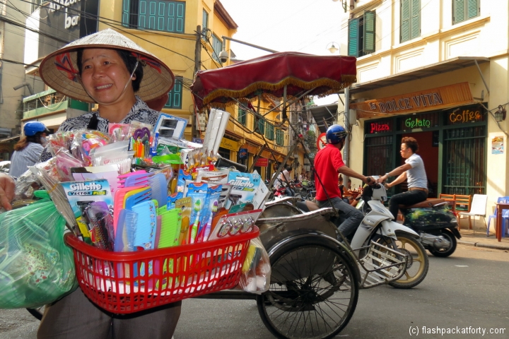 bia-hoi-corner-seller