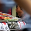 hanoi-trader-yawning