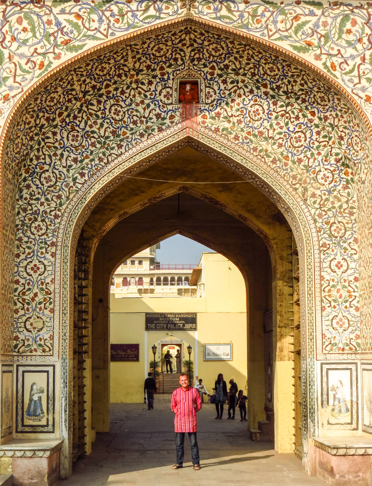 city-palace-entrance-jaipur