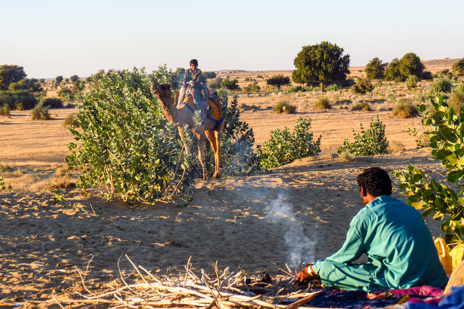cooking-preparation-jaisalmer-desert
