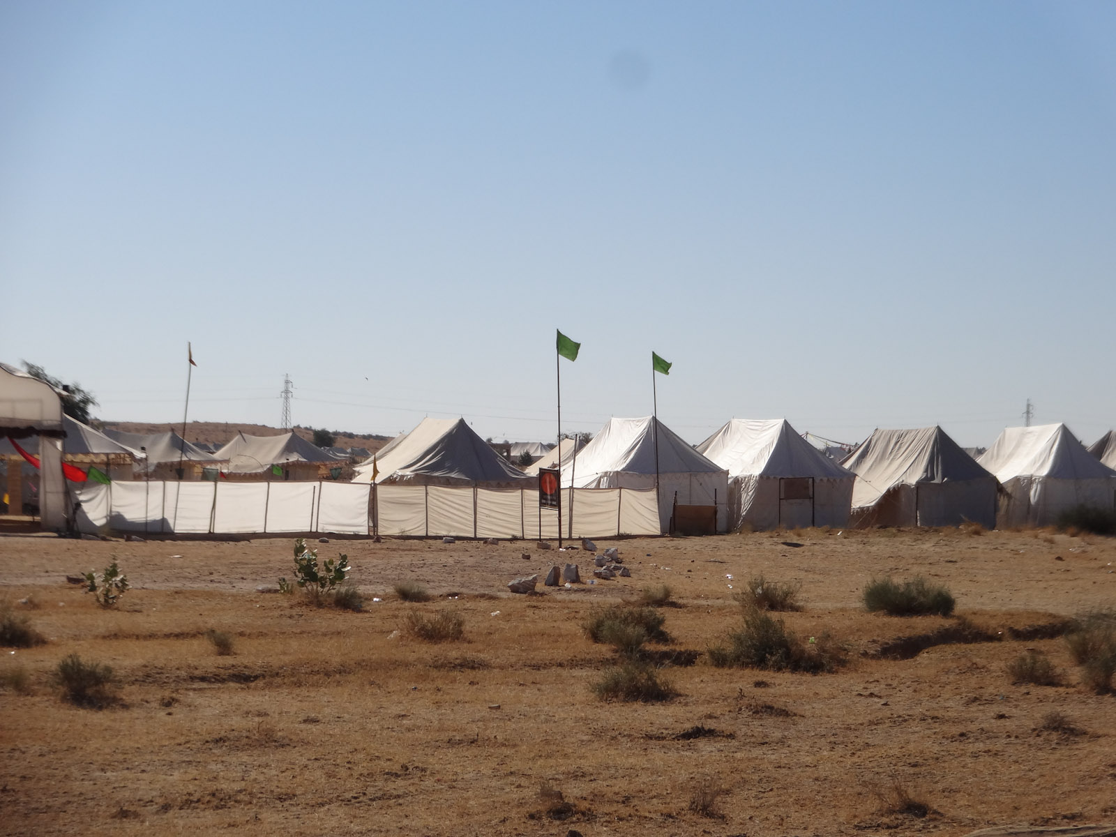 swiss-huts-jaisalmer-desert