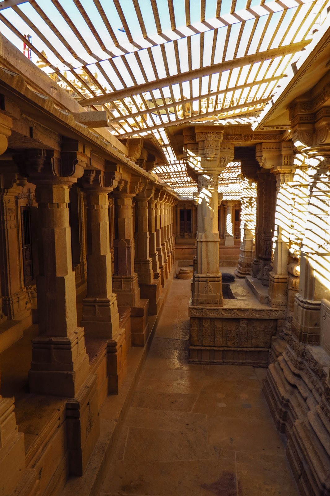 jain-temple-pillars-jaisalmer