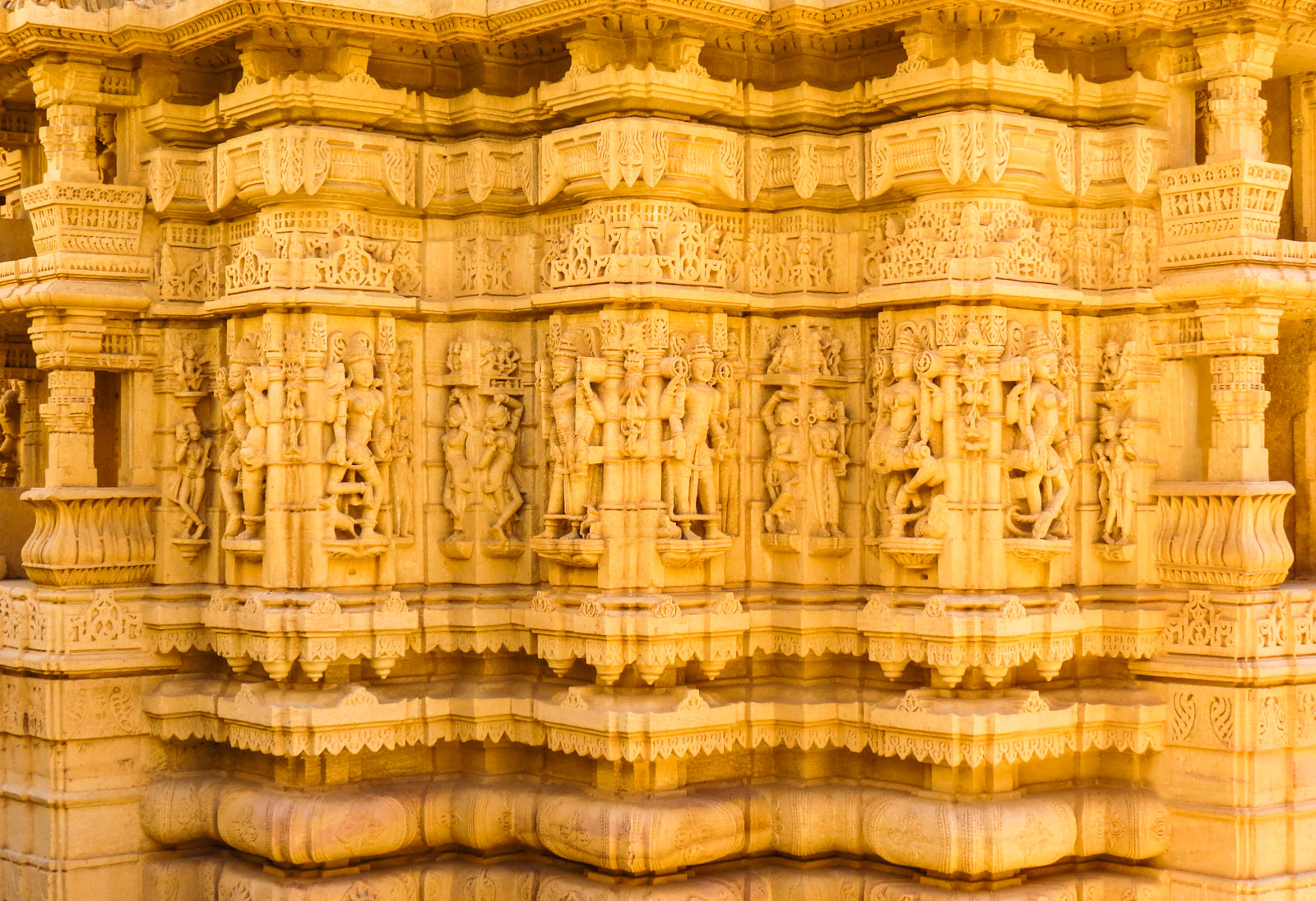jaisalmer-jain-temple-relief-carvings