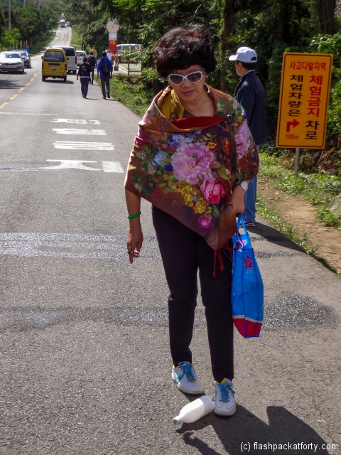 mysterious-road-jeju-mystified-woman