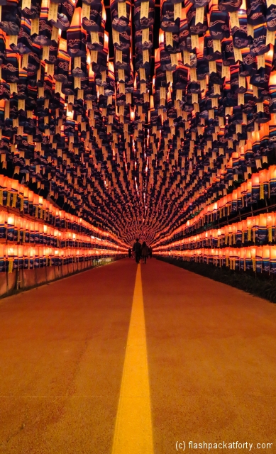 tunnel-of-lanterns-jiju-lantern-festival-korea