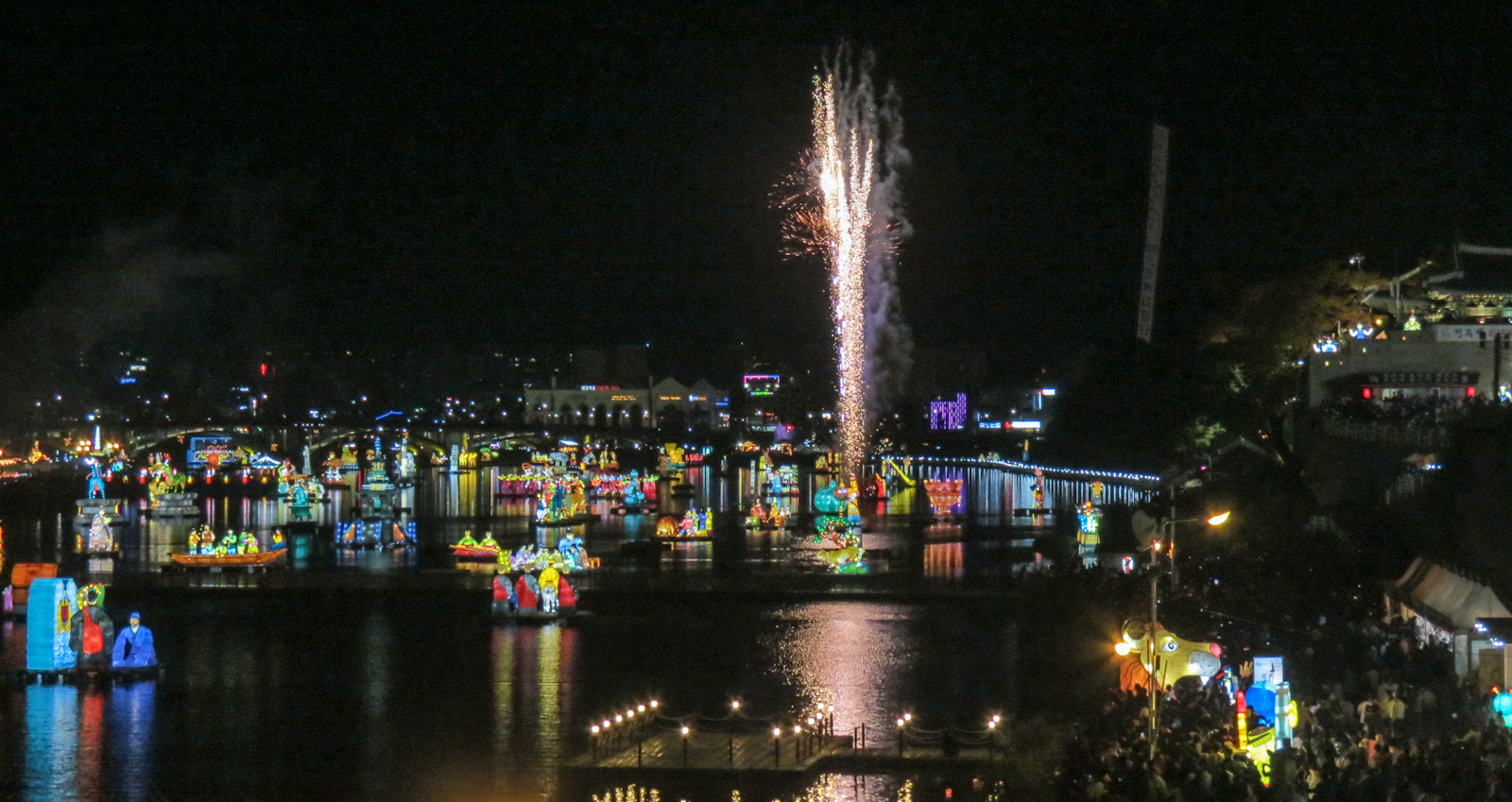 jinju-lantern-festival-fireworks
