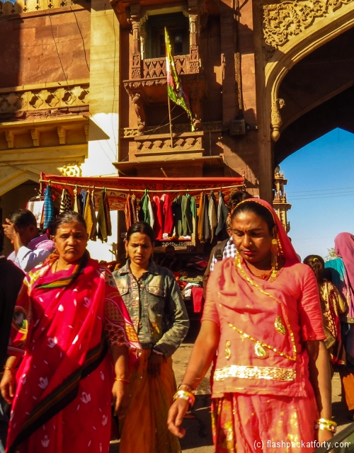 jodphur-bazaar-women