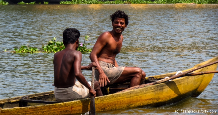 kerala-backwaters-happy-locals