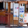 Food stall ko Lanta