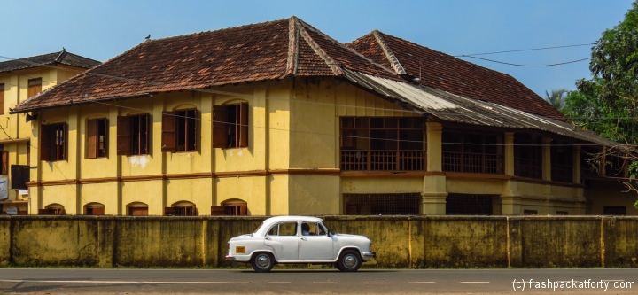 ambassador-and-yellow-building-fort-kochi