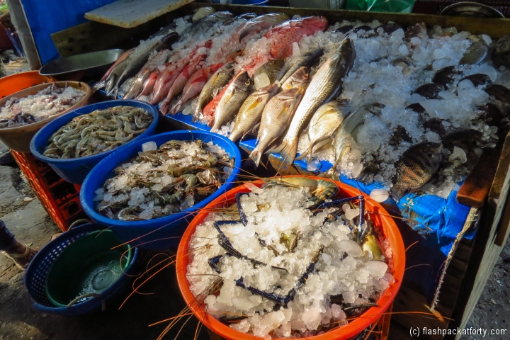 fresh-fish-market-fort-kochi-kerala