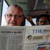 flashpacker-reading-indian-newspaper