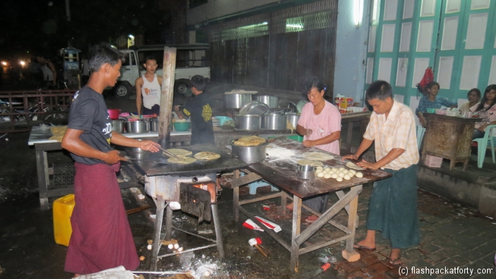 chapati-preparation-mandalay