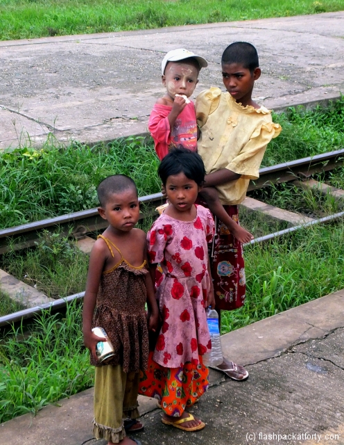 mandalay yangon train family