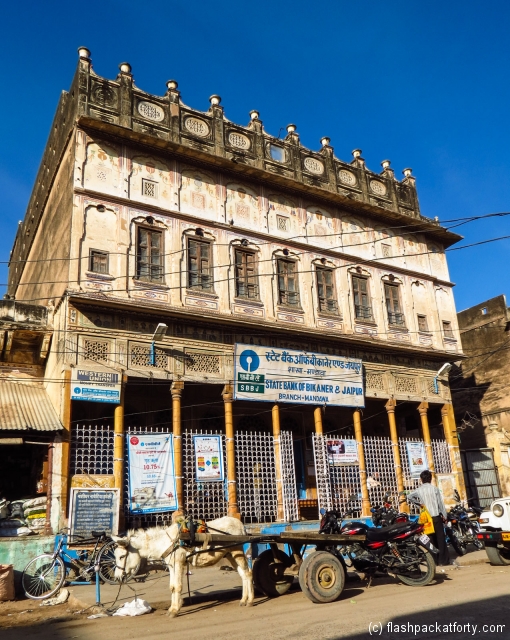 mandawa-haveli-and-donkey-cart