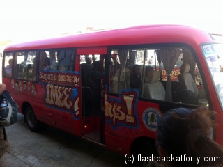 free-shuttle-bus-laoag-airport