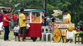 vendors-in-rizal-park-manila