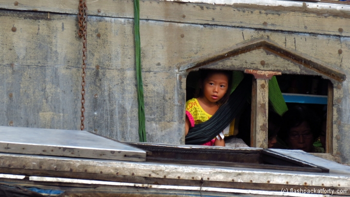 Mekong river girl portait