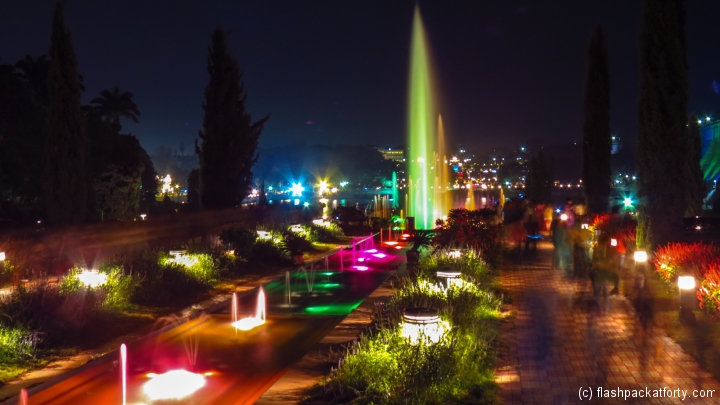 brindavan-garden-mysore-at-night
