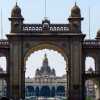 mysore-palace-through-gate
