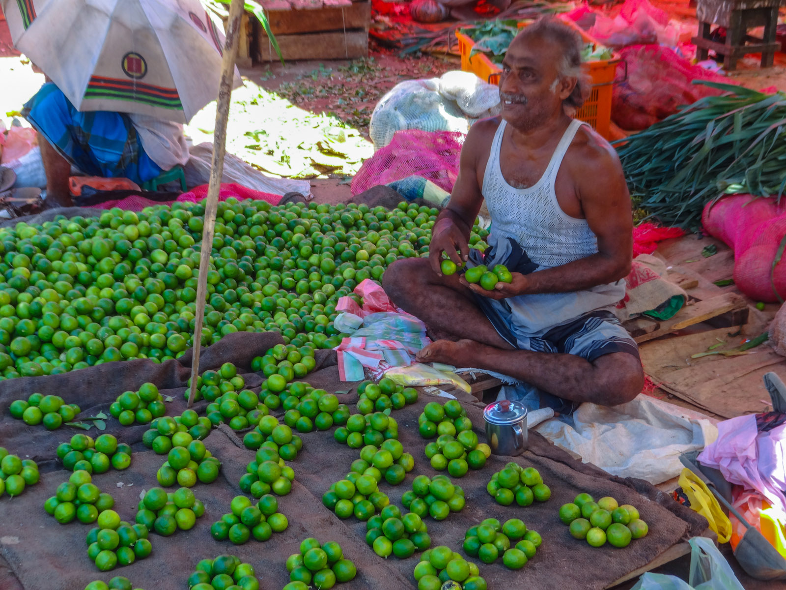 negombo-limes-in-the-market