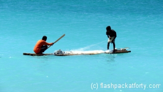 fishermen-saud-beach-pagudpud