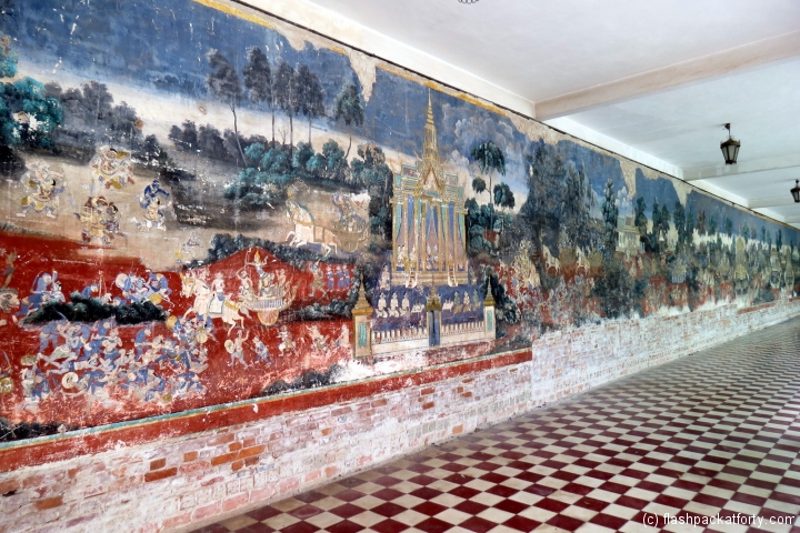 mural-corridor-phnom-penh-palace