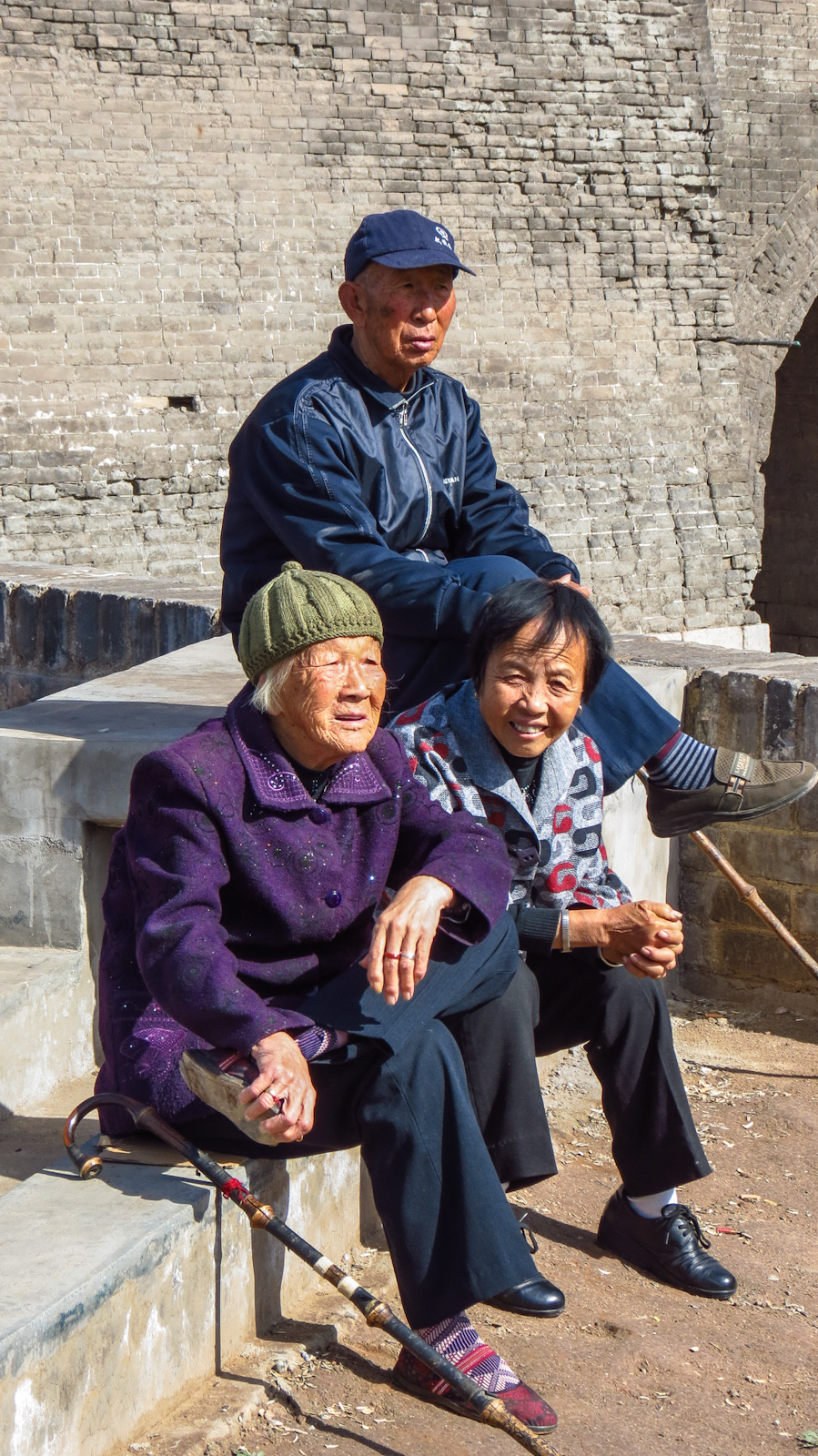 old-group-pingyao-wall